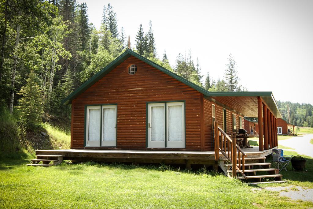 Cole Cabins Roubaix Exterior photo